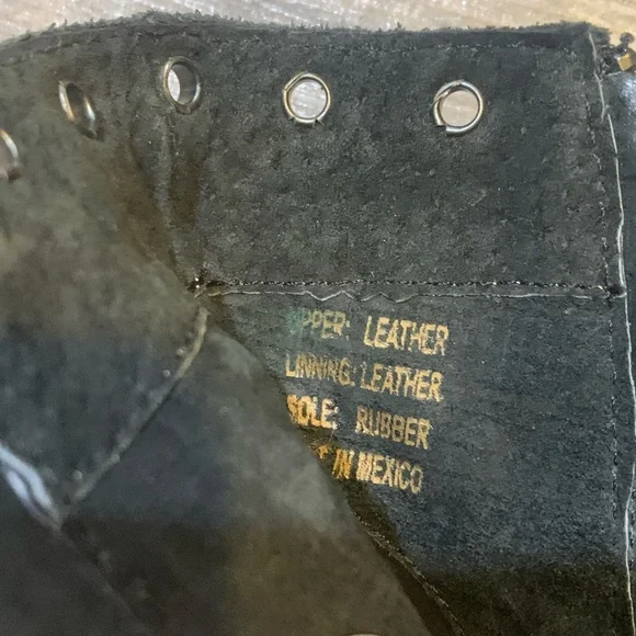 Very Cool Women’s Harley Davidson Ankle Boots🏍🏍 Excellent condition⭐️ Size 7 - Picture 9 of 12